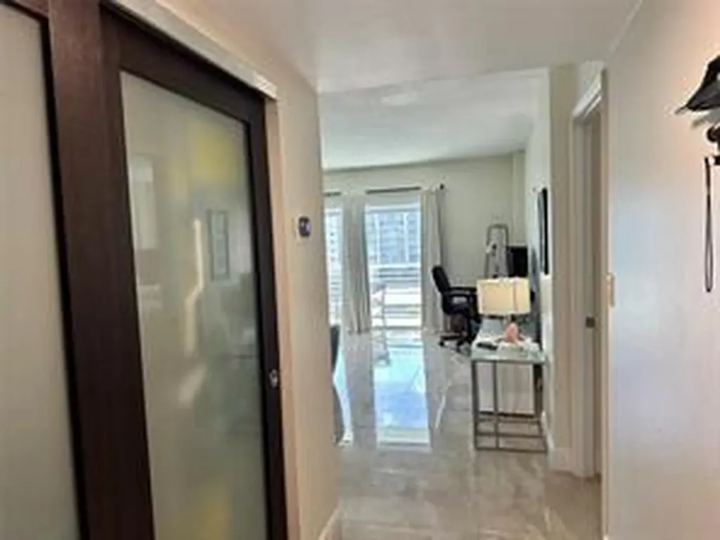 2900 NE 30th Street Fort Lauderdale FL 33306