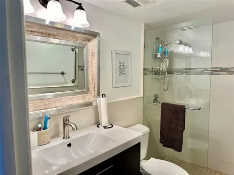 2900 NE 30th Street Fort Lauderdale FL 33306