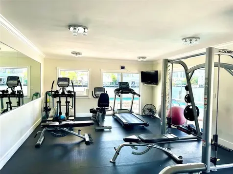 2900 NE 30th Street Fort Lauderdale FL 33306