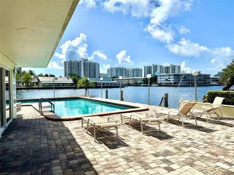 2900 NE 30th Street Fort Lauderdale FL 33306