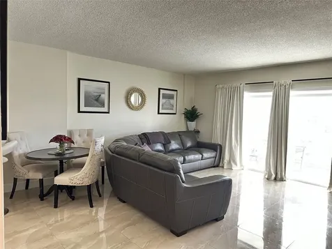 2900 NE 30th Street Fort Lauderdale FL 33306