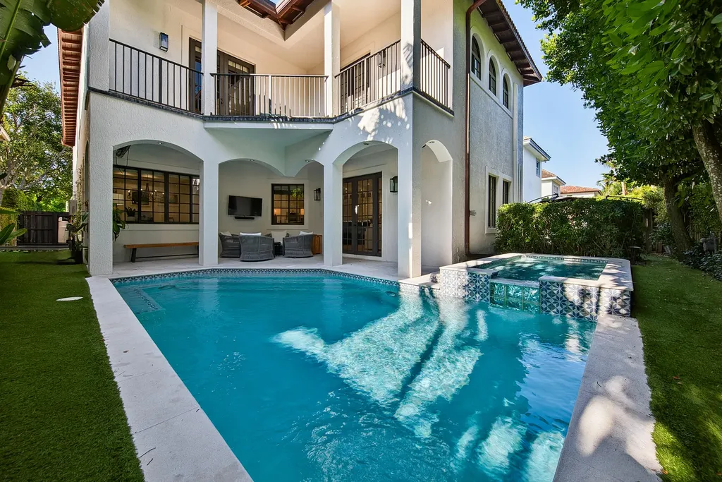 804 N Rio Vista Boulevard Fort Lauderdale FL 33301