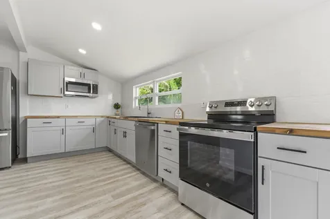 1566 NW 9th Avenue Stuart FL 34994