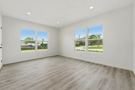 1566 NW 9th Avenue Stuart FL 34994