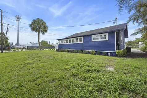 1566 NW 9th Avenue Stuart FL 34994
