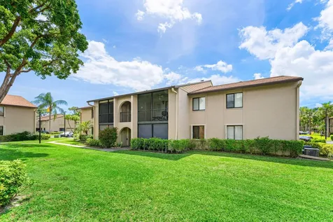 509 Shady Pine Way Greenacres FL 33415