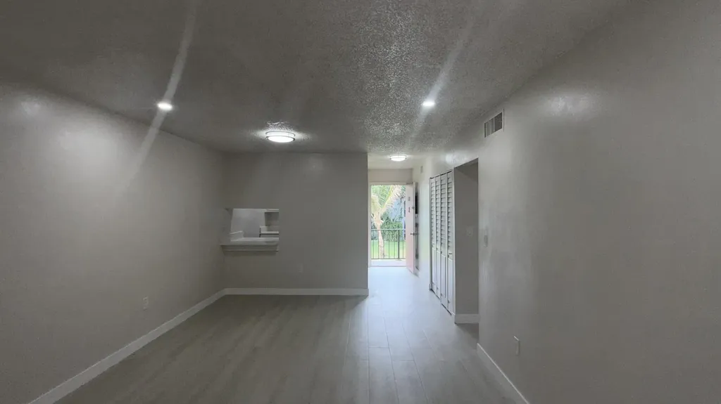 6106 Forest Hill Boulevard West Palm Beach FL 33415