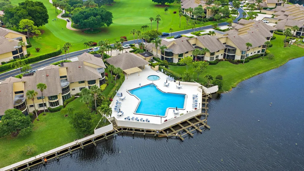 17165 Waterbend Drive Jupiter FL 33477