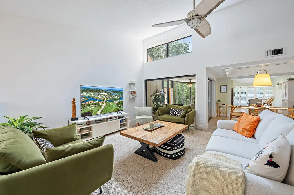 17165 Waterbend Drive Jupiter FL 33477