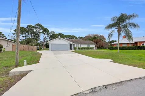 1950 SW Logwood Road Port St Lucie FL 34953