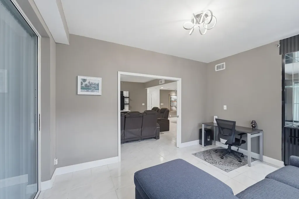 4106 W Palm Aire Drive Pompano Beach FL 33069