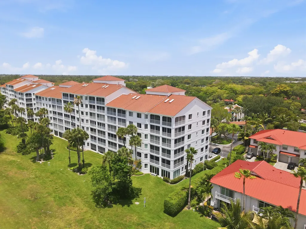 4106 W Palm Aire Drive Pompano Beach FL 33069