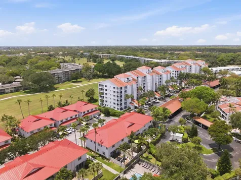 4106 W Palm Aire Drive Pompano Beach FL 33069
