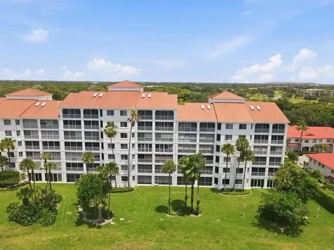4106 W Palm Aire Drive Pompano Beach FL 33069