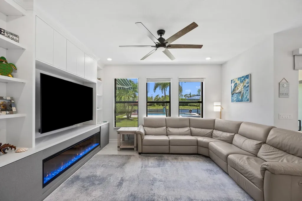 8779 Grand Prix Lane Boynton Beach FL 33472