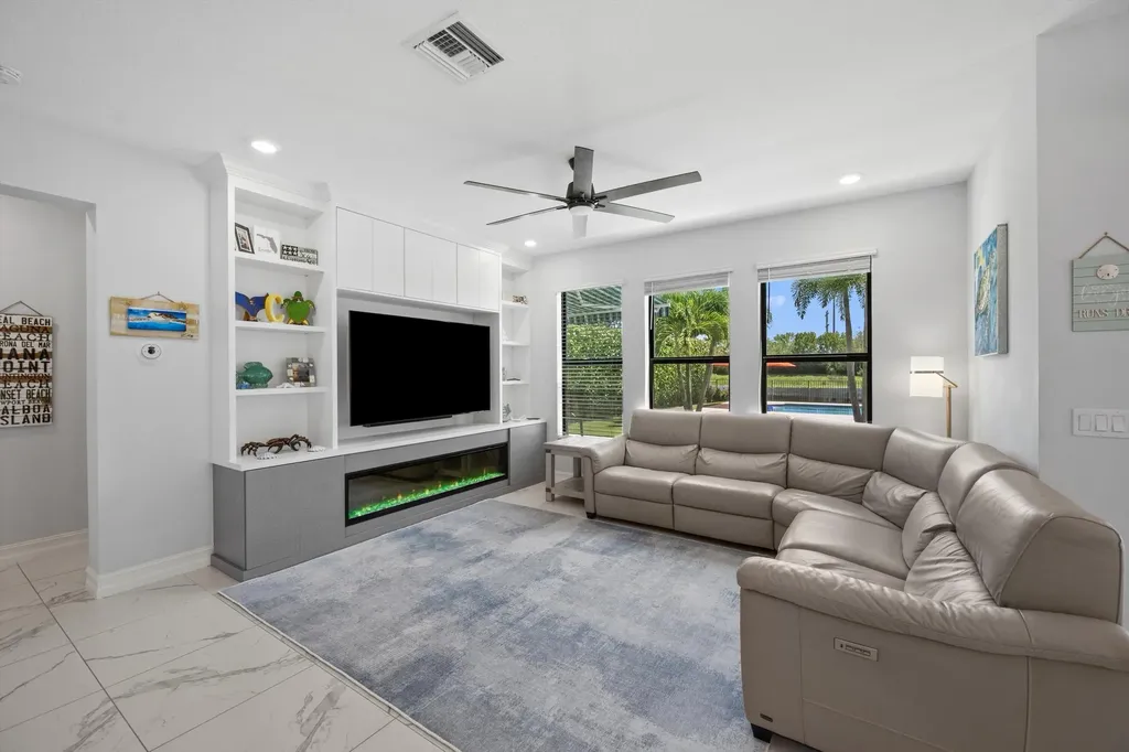 8779 Grand Prix Lane Boynton Beach FL 33472