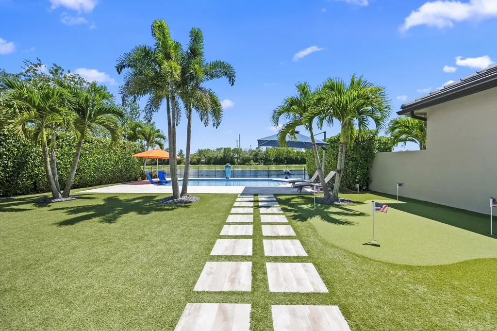 8779 Grand Prix Lane Boynton Beach FL 33472