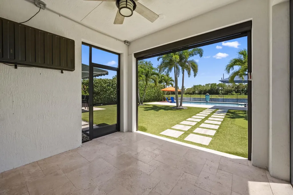 8779 Grand Prix Lane Boynton Beach FL 33472