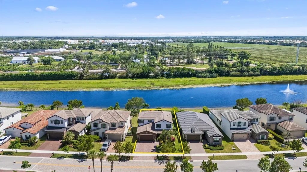 8779 Grand Prix Lane Boynton Beach FL 33472