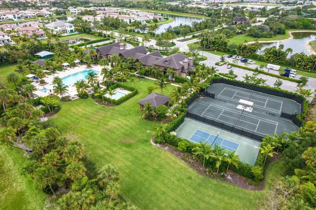 8779 Grand Prix Lane Boynton Beach FL 33472