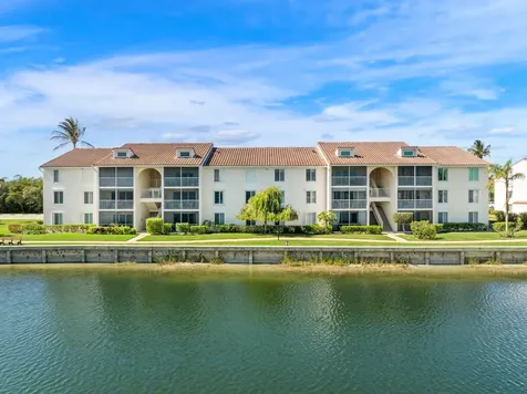 4452 NE Ocean Boulevard Jensen Beach FL 34957