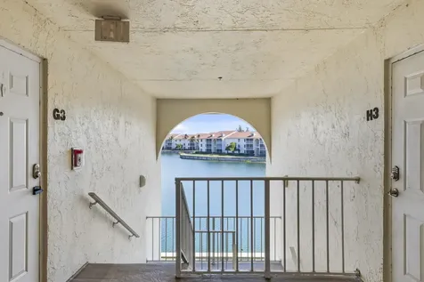 4452 NE Ocean Boulevard Jensen Beach FL 34957