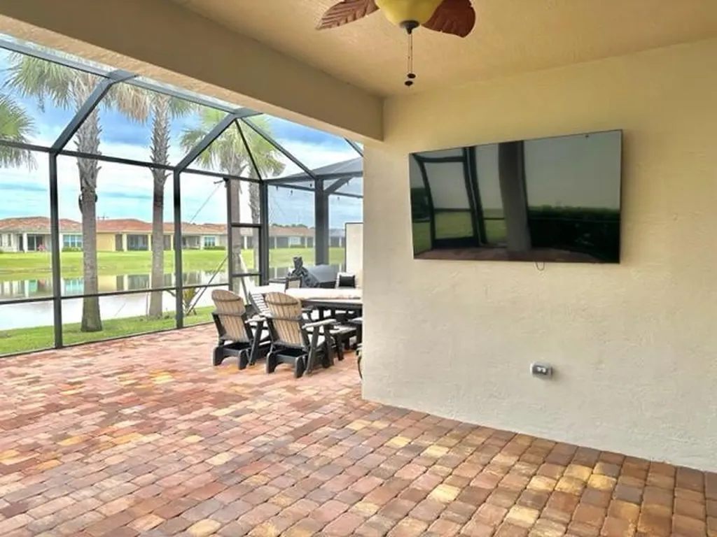 24040 SW Firenze Way Port St Lucie FL 34986