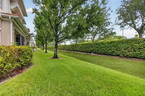51 Lancaster Road Boynton Beach FL 33426