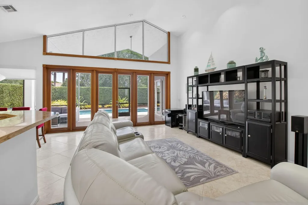 2054 NW 56th Street Boca Raton FL 33496