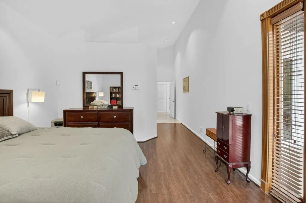 2054 NW 56th Street Boca Raton FL 33496