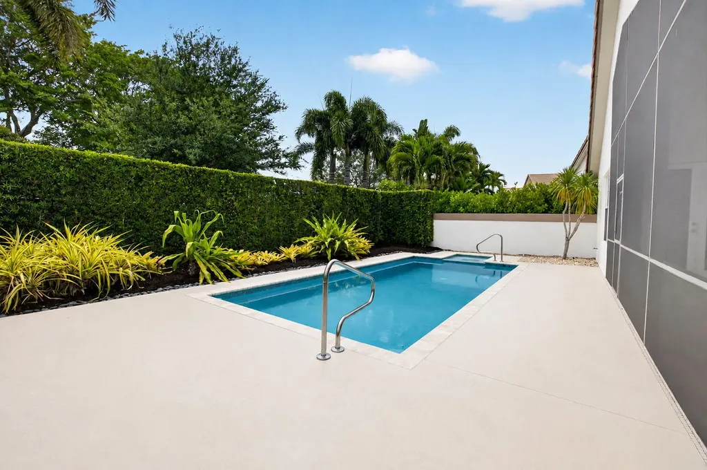 2054 NW 56th Street Boca Raton FL 33496