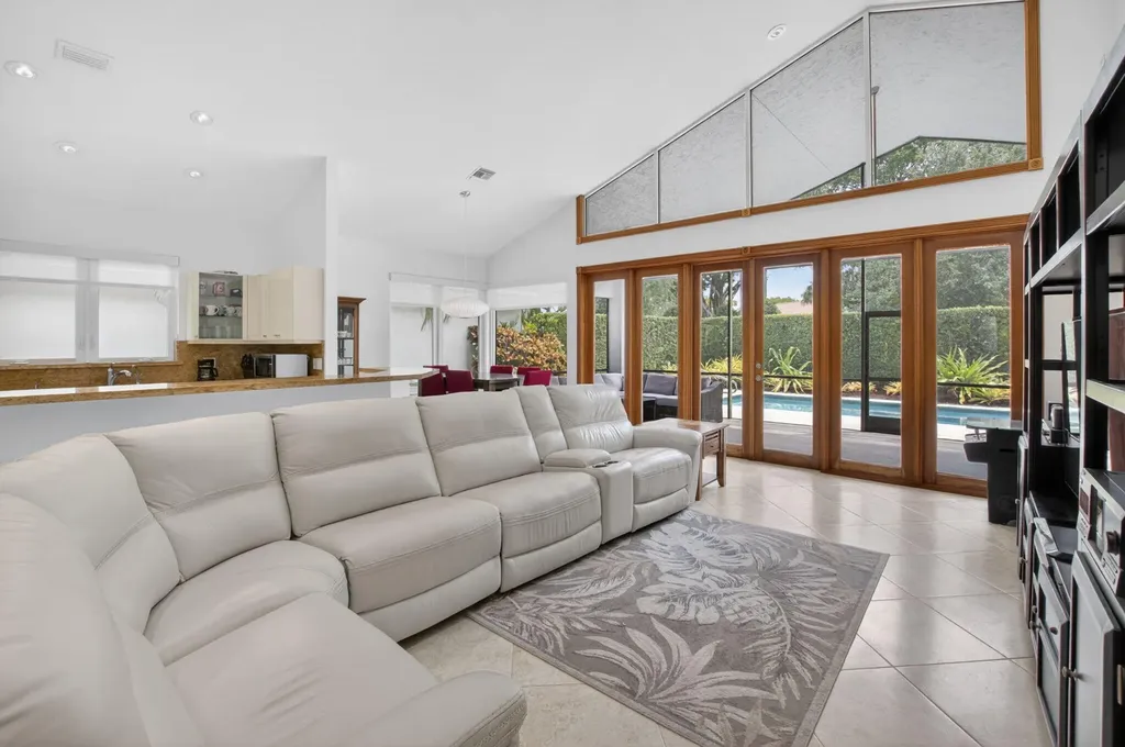 2054 NW 56th Street Boca Raton FL 33496