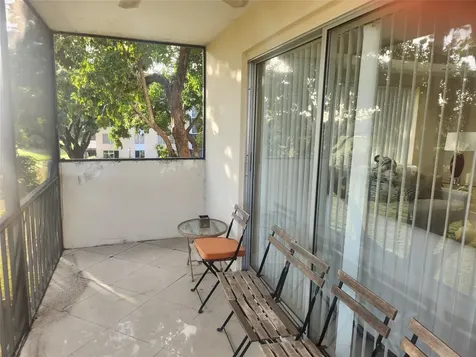 4160 Inverrary Drive Lauderhill FL 33319