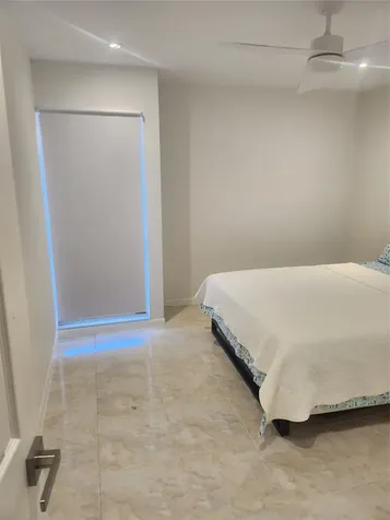 4160 Inverrary Drive Lauderhill FL 33319