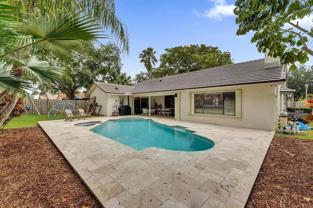 10050 NW 14th Street Plantation FL 33322