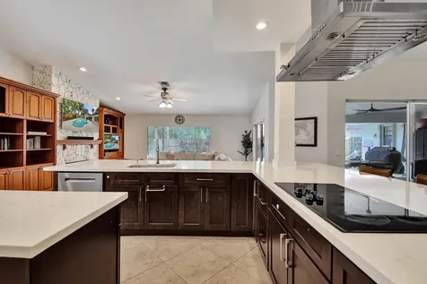 10050 NW 14th Street Plantation FL 33322