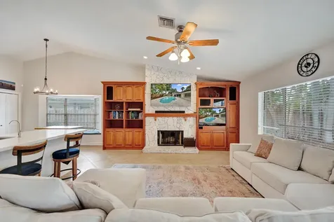 10050 NW 14th Street Plantation FL 33322