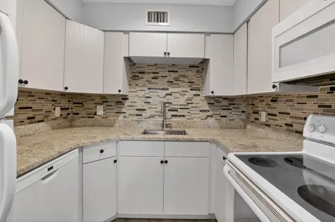 2535 SW 22nd Avenue Delray Beach FL 33445