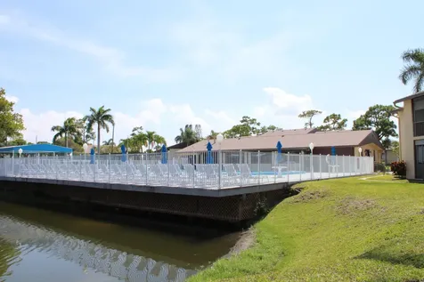 327 Pine Ridge Circle Greenacres FL 33463