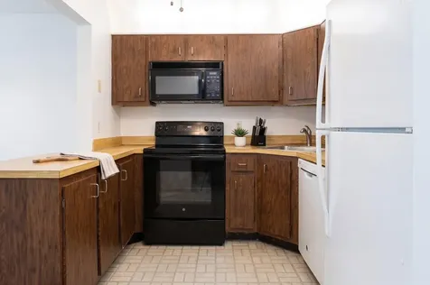 327 Pine Ridge Circle Greenacres FL 33463