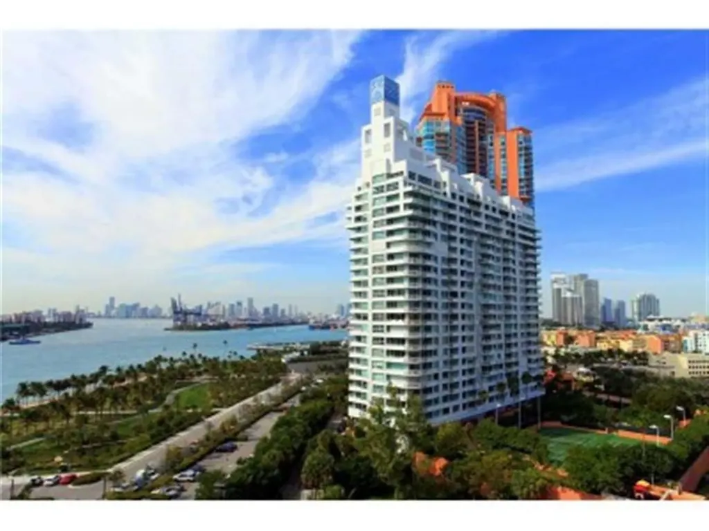 400 S Pointe Drive Miami Beach FL 33139