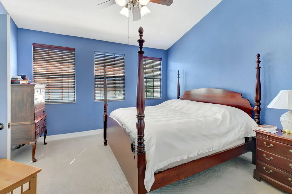 117 Harbors Way Boynton Beach FL 33435