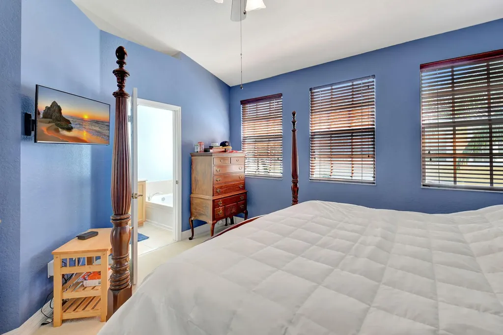 117 Harbors Way Boynton Beach FL 33435