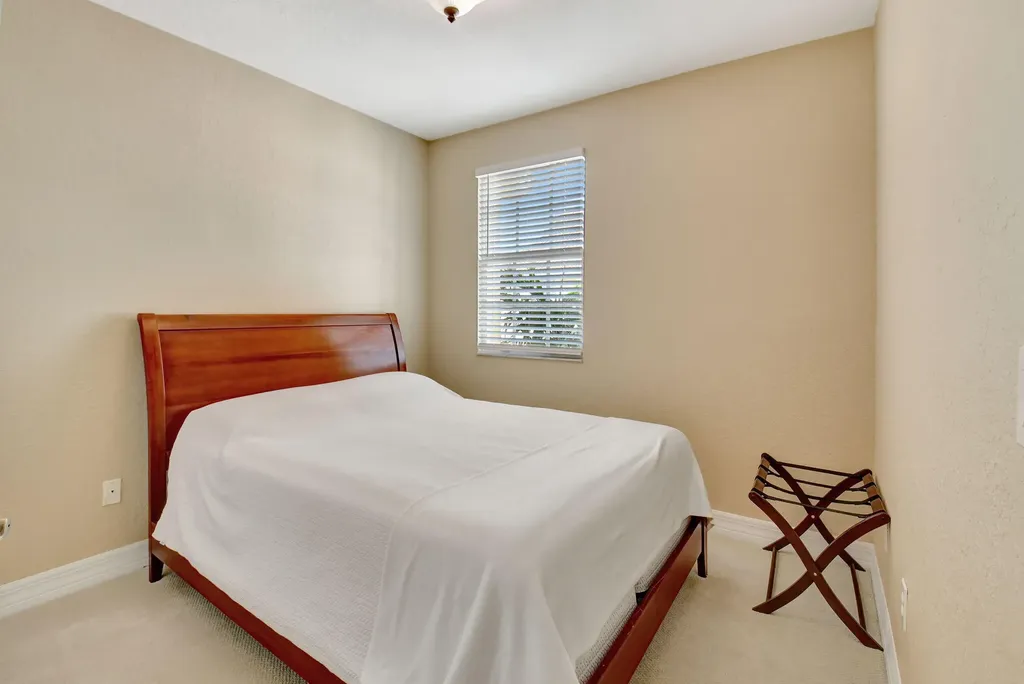 117 Harbors Way Boynton Beach FL 33435