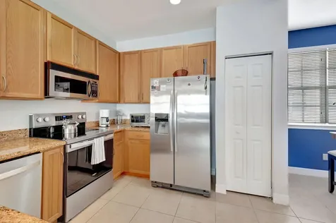117 Harbors Way Boynton Beach FL 33435
