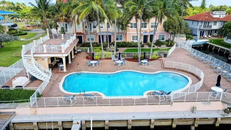 117 Harbors Way Boynton Beach FL 33435
