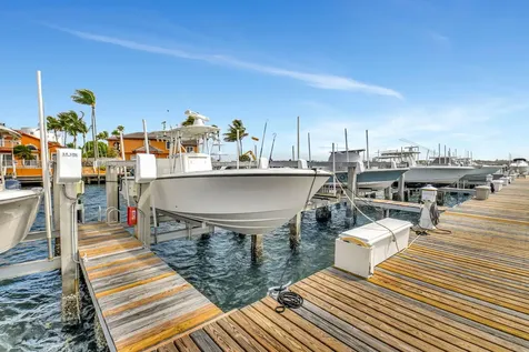 117 Harbors Way Boynton Beach FL 33435