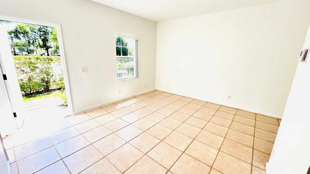 1436 Hawthorne Place Wellington FL 33414