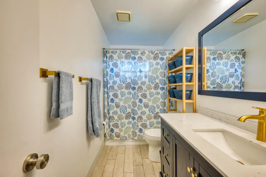 935 NW 110th Lane Coral Springs FL 33071