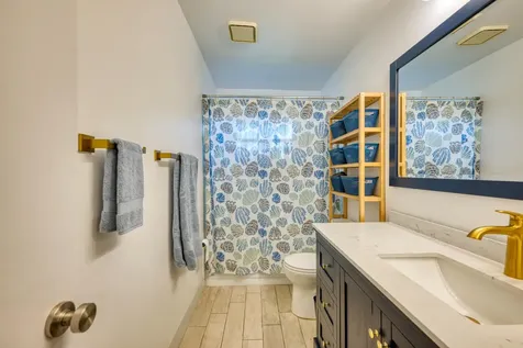 935 NW 110th Lane Coral Springs FL 33071